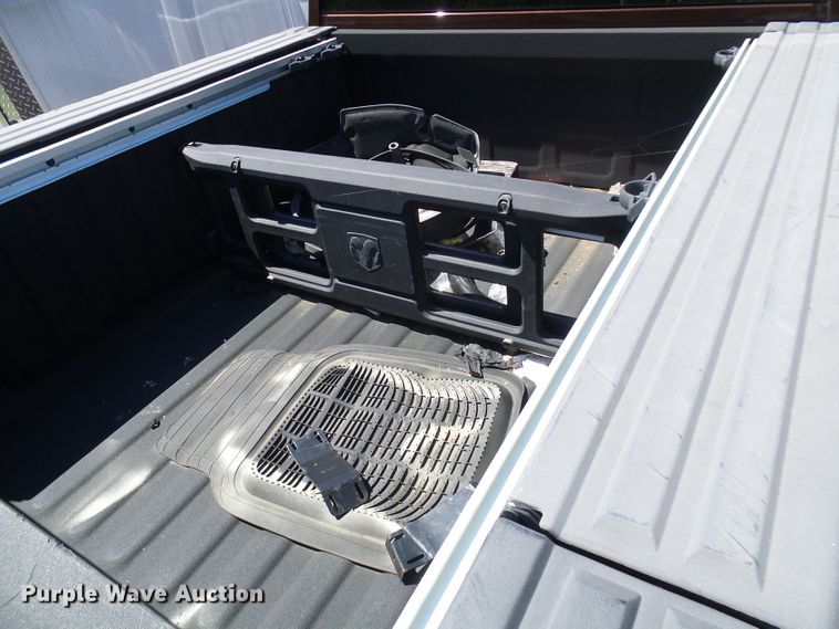 image for item DG2096 2013 Dodge Ram 1500  Crew Cab pickup truck