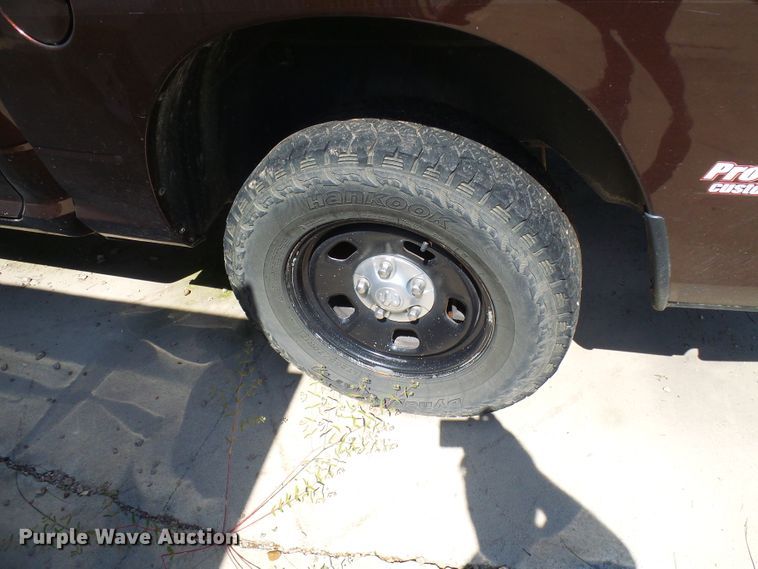 image for item DG2096 2013 Dodge Ram 1500  Crew Cab pickup truck