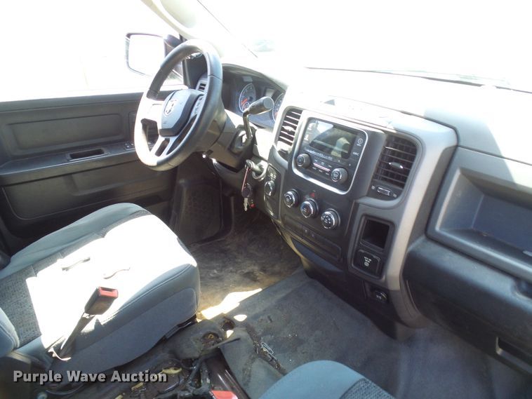 image for item DG2096 2013 Dodge Ram 1500  Crew Cab pickup truck