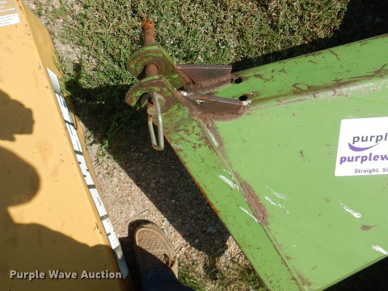 image for item DG4537 John Deere 86"W blade