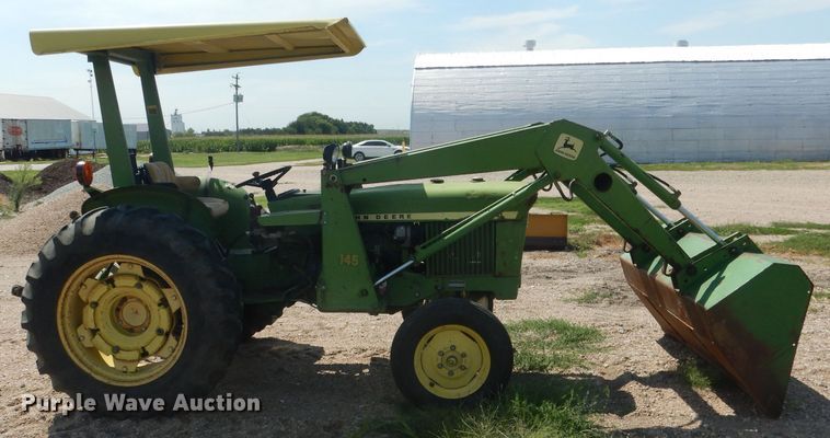 image for item DG4540 John Deere 830  tractor
