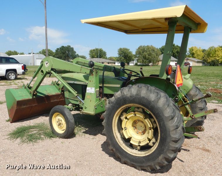 image for item DG4540 John Deere 830  tractor