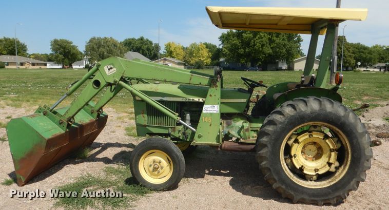 image for item DG4540 John Deere 830  tractor