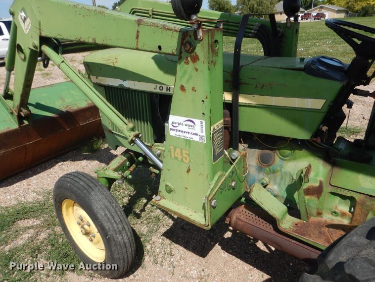 image for item DG4540 John Deere 830  tractor
