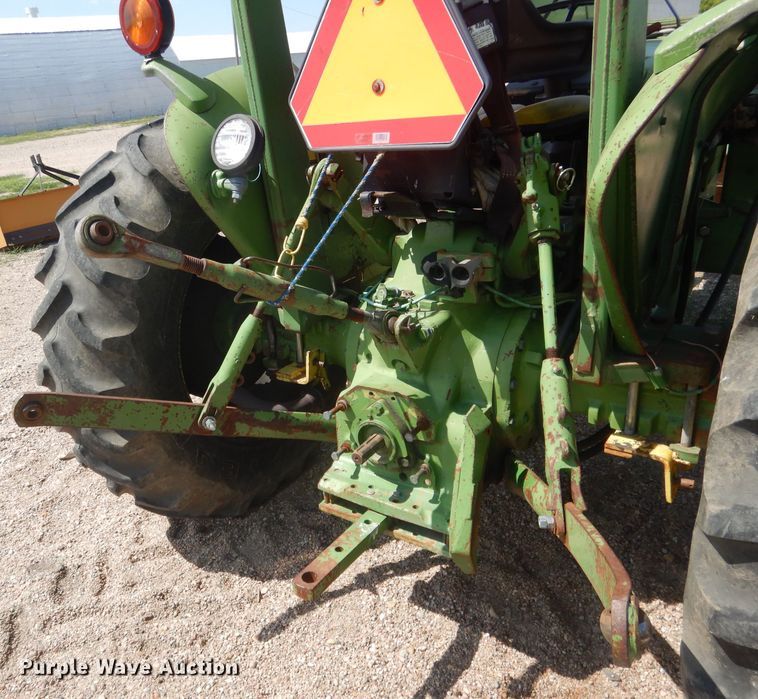 image for item DG4540 John Deere 830  tractor