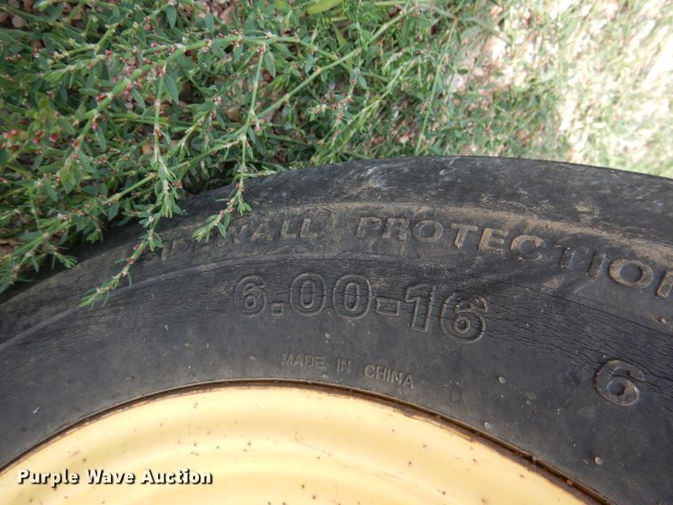 image for item DG4540 John Deere 830  tractor