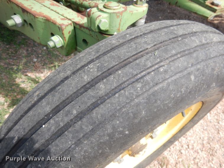 image for item DG4540 John Deere 830  tractor