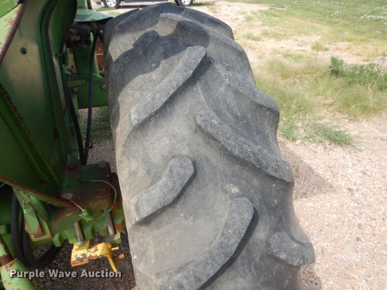 image for item DG4540 John Deere 830  tractor