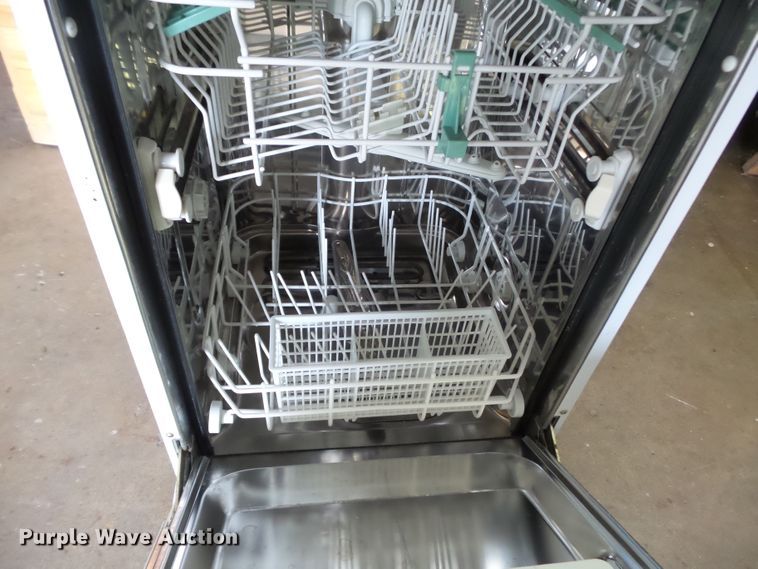 image for item DH3902 Haier HDP18PA dishwasher
