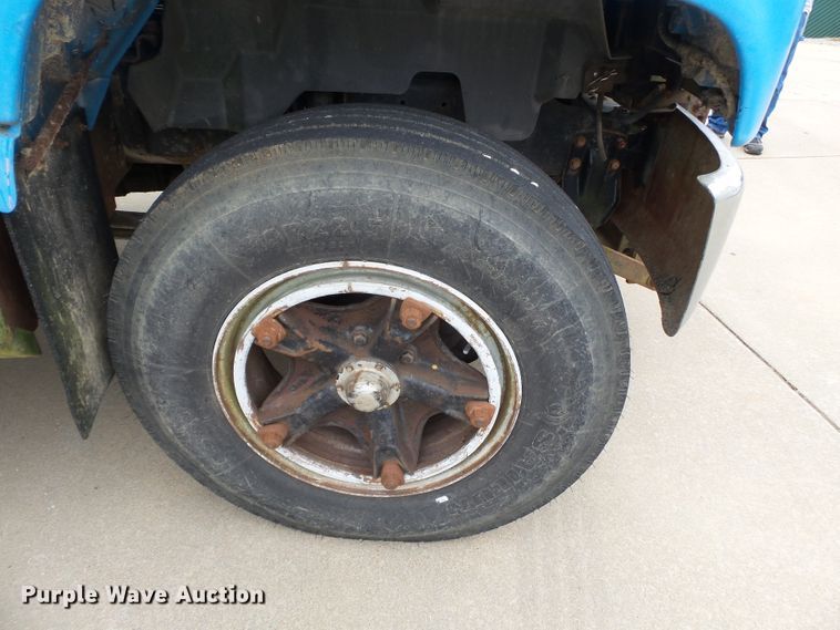 image for item DH3903 1993 Chevrolet Kodiak C5500  dump truck