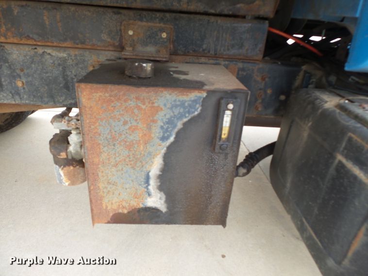 image for item DH3903 1993 Chevrolet Kodiak C5500  dump truck