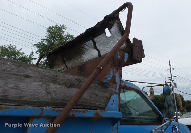 image for item DH3903 1993 Chevrolet Kodiak C5500  dump truck