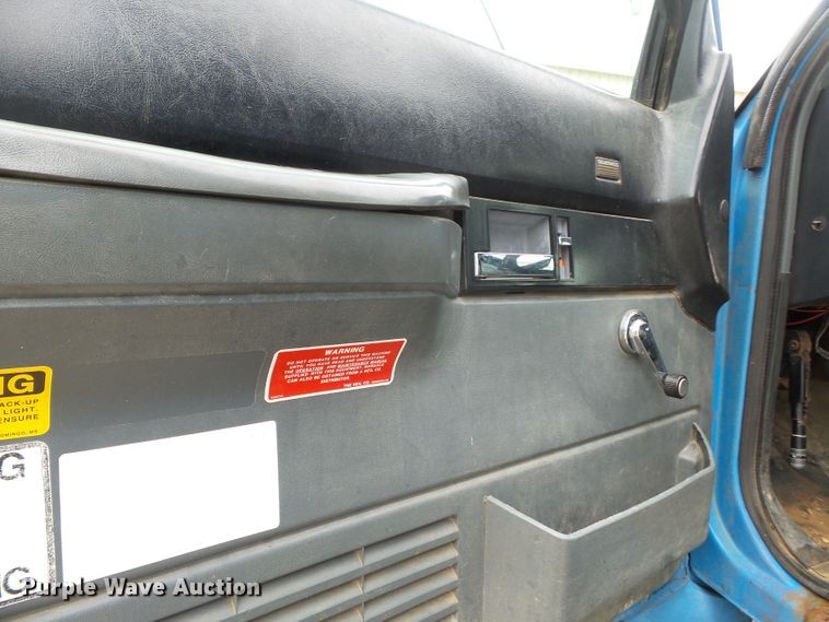 image for item DH3903 1993 Chevrolet Kodiak C5500  dump truck