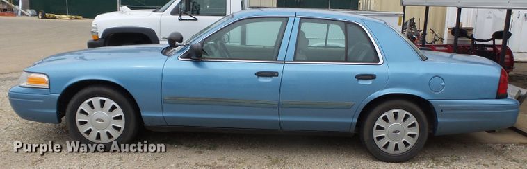 image for item DH3908 2009 Ford Crown Victoria Police Interceptor