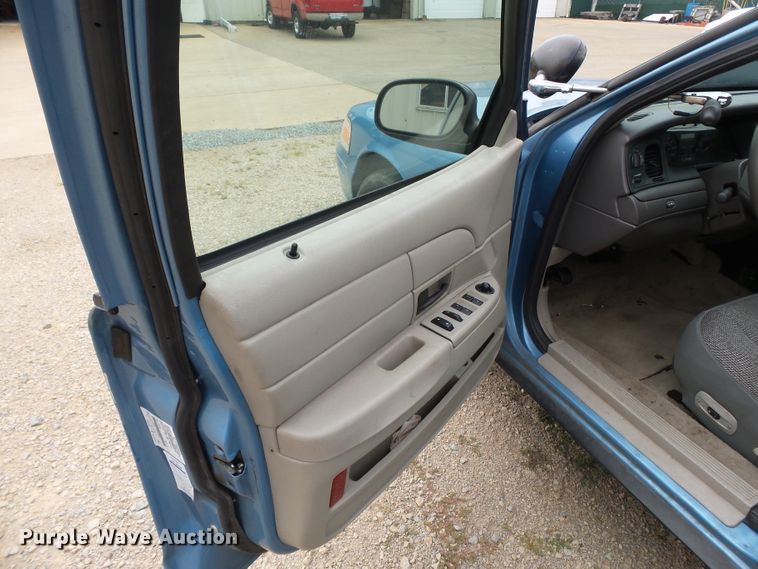 image for item DH3908 2009 Ford Crown Victoria Police Interceptor