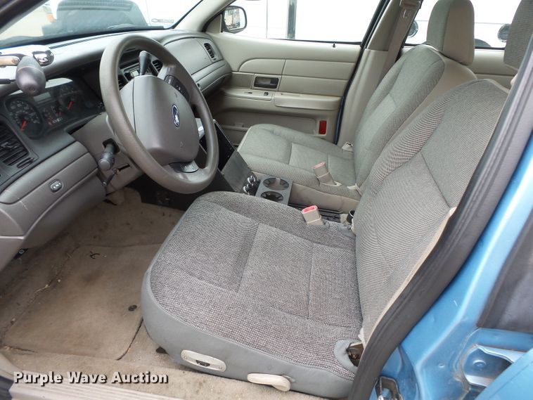 image for item DH3908 2009 Ford Crown Victoria Police Interceptor