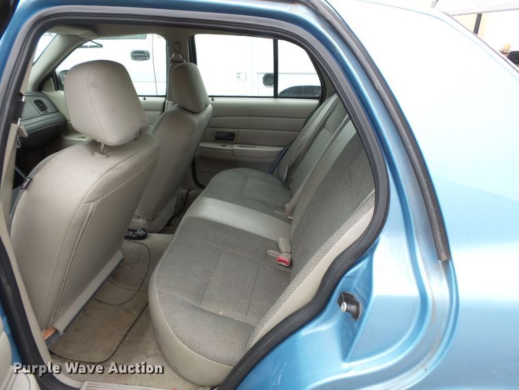 image for item DH3908 2009 Ford Crown Victoria Police Interceptor