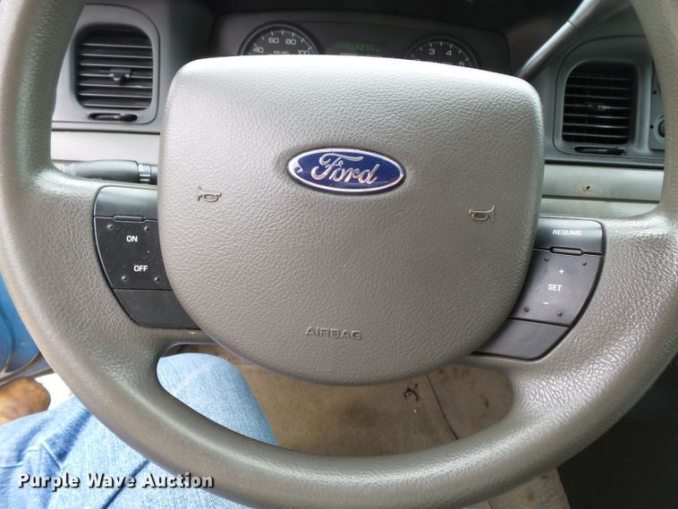 image for item DH3908 2009 Ford Crown Victoria Police Interceptor