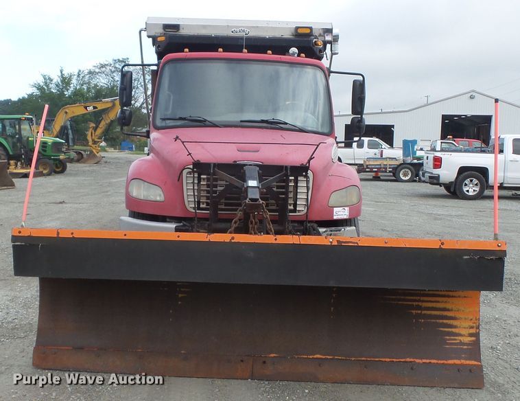 image for item DH3919 2004 Freightliner Business Class M2  dump truck