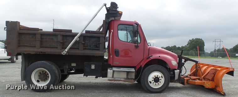 image for item DH3919 2004 Freightliner Business Class M2  dump truck
