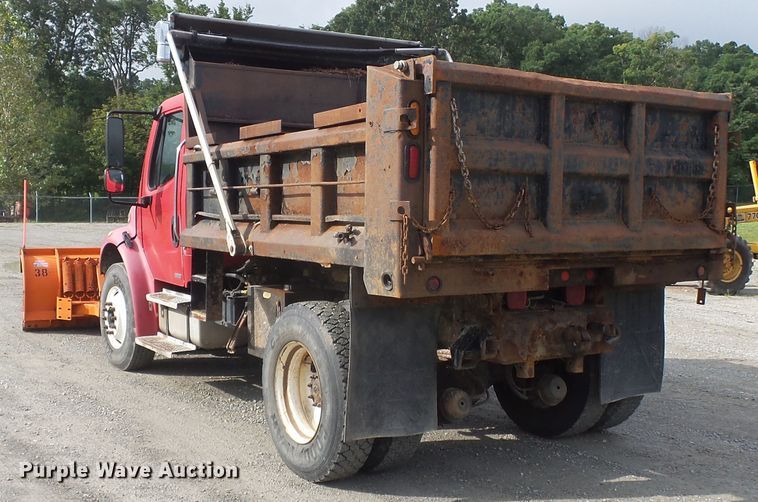 image for item DH3919 2004 Freightliner Business Class M2  dump truck