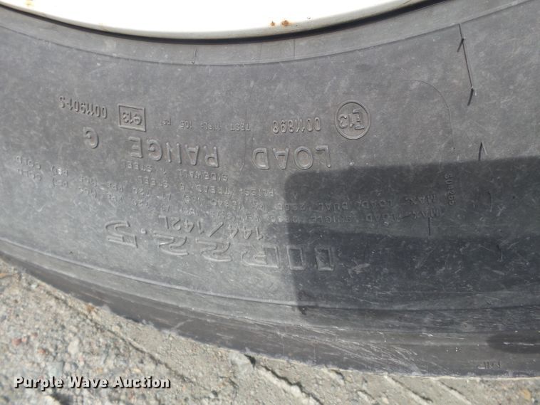 image for item DH3919 2004 Freightliner Business Class M2  dump truck