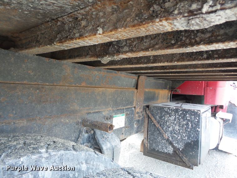 image for item DH3919 2004 Freightliner Business Class M2  dump truck