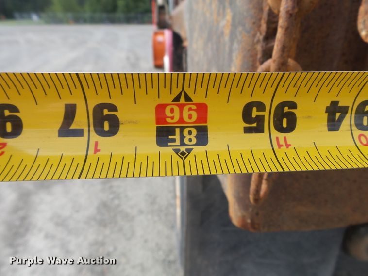 image for item DH3919 2004 Freightliner Business Class M2  dump truck