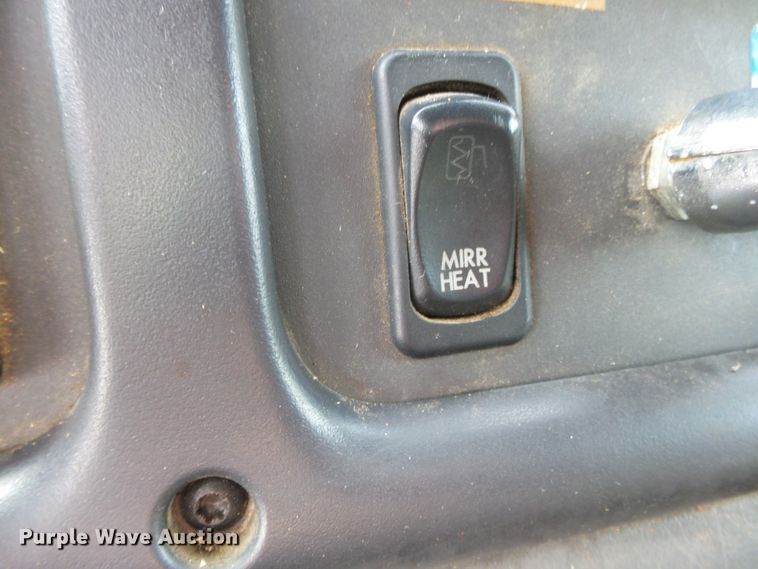 image for item DH3919 2004 Freightliner Business Class M2  dump truck