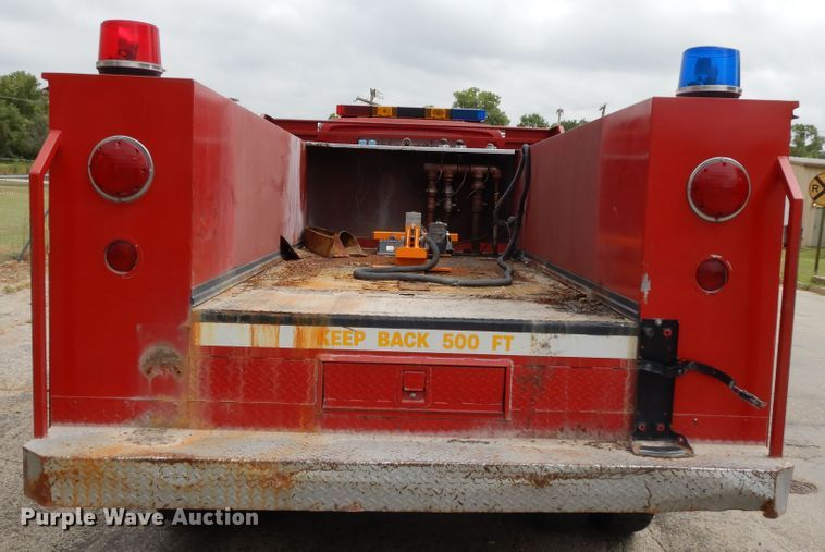 image for item DI7669 1984 GMC 7000  utility truck