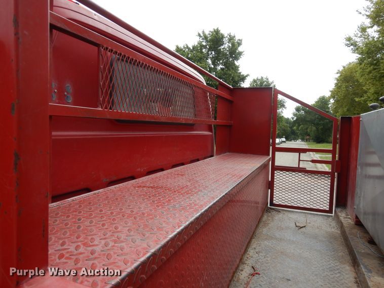 image for item DI7669 1984 GMC 7000  utility truck