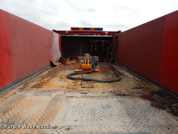 image for item DI7669 1984 GMC 7000  utility truck