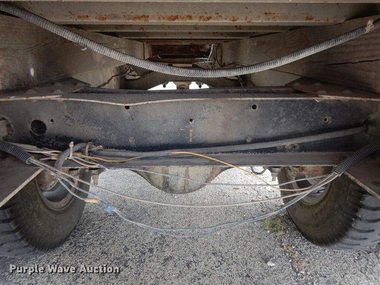 image for item DI7669 1984 GMC 7000  utility truck