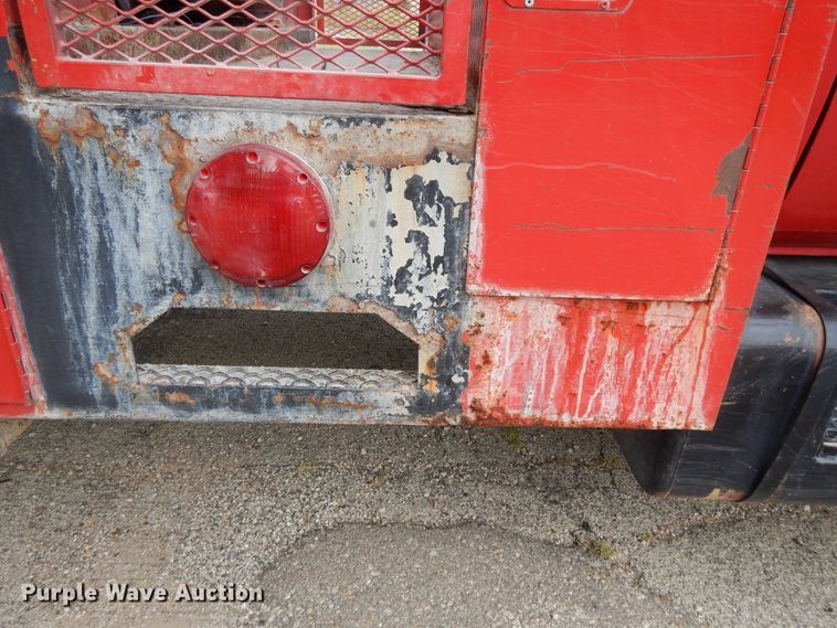 image for item DI7669 1984 GMC 7000  utility truck