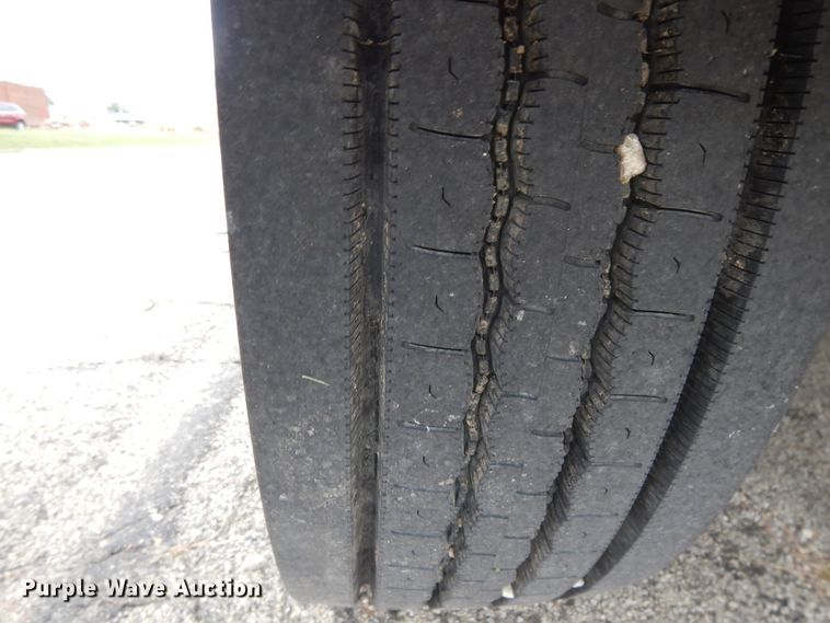 image for item DI7669 1984 GMC 7000  utility truck