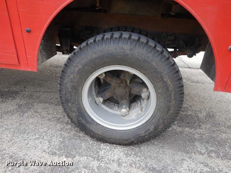 image for item DI7669 1984 GMC 7000  utility truck