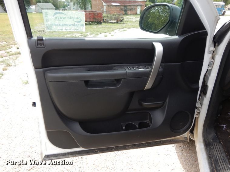 image for item DI7680 2013 Chevrolet Silverado 1500  Ext. Cab pickup truck