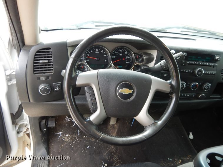 image for item DI7680 2013 Chevrolet Silverado 1500  Ext. Cab pickup truck