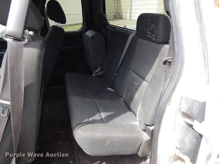 image for item DI7680 2013 Chevrolet Silverado 1500  Ext. Cab pickup truck