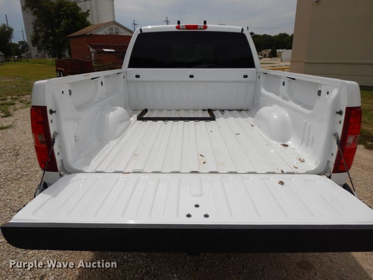 image for item DI7680 2013 Chevrolet Silverado 1500  Ext. Cab pickup truck