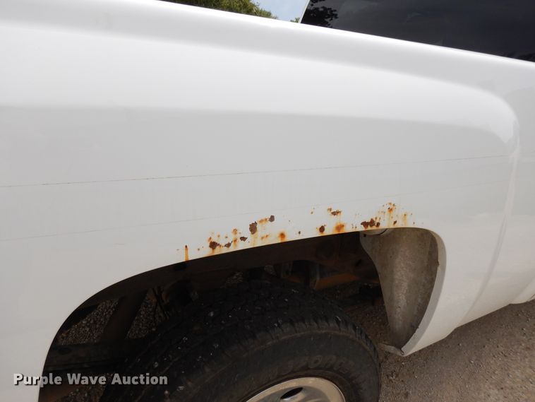 image for item DI7680 2013 Chevrolet Silverado 1500  Ext. Cab pickup truck