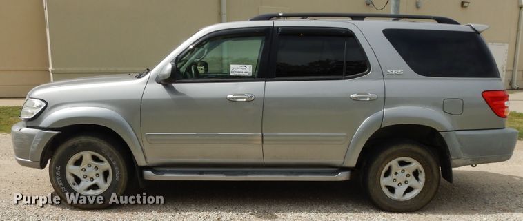image for item DI7681 2002 Toyota Sequoia  SUV