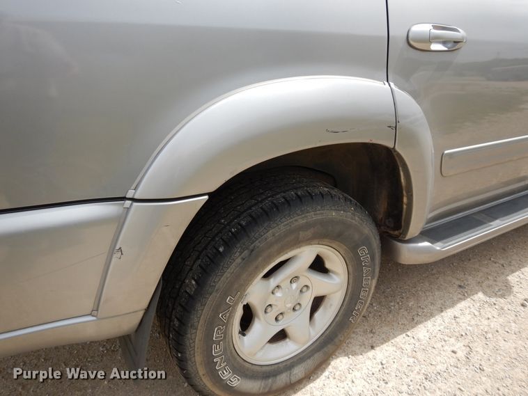 image for item DI7681 2002 Toyota Sequoia  SUV