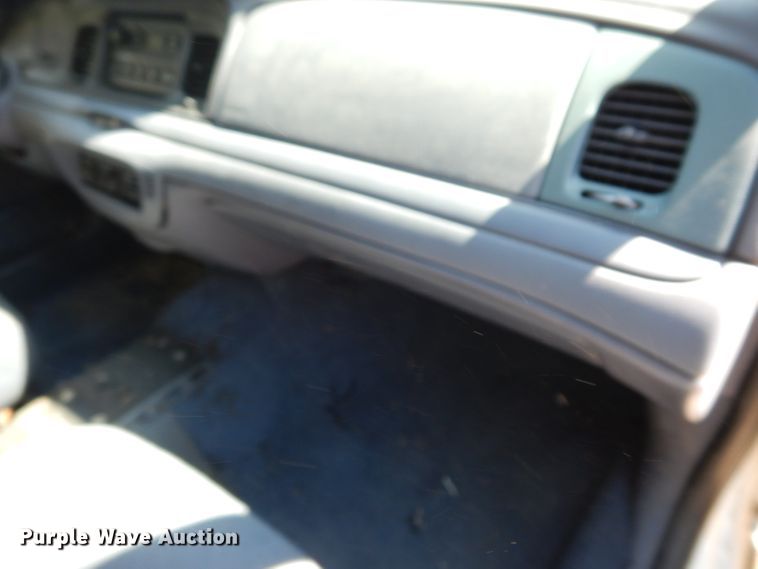 image for item DJ4411 2000 Ford Crown Victoria Police Interceptor