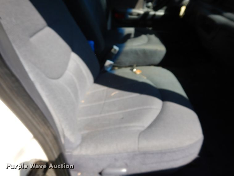 image for item DJ4411 2000 Ford Crown Victoria Police Interceptor