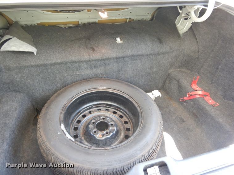 image for item DJ4411 2000 Ford Crown Victoria Police Interceptor