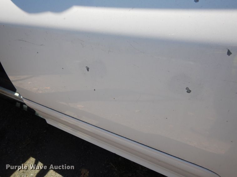 image for item DJ4411 2000 Ford Crown Victoria Police Interceptor