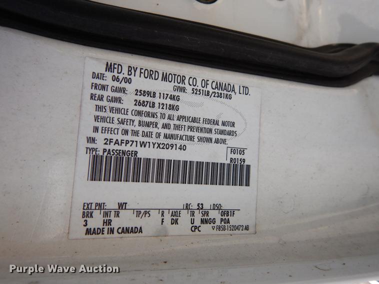 image for item DJ4411 2000 Ford Crown Victoria Police Interceptor