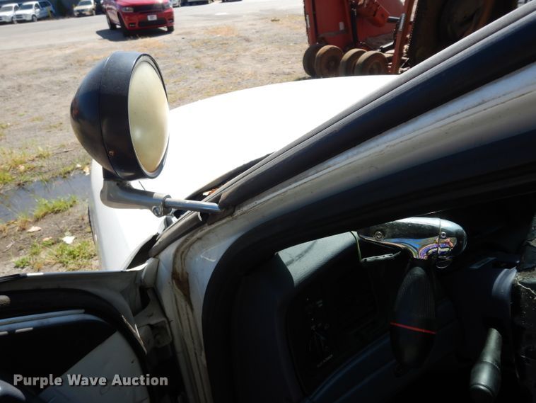 image for item DJ4411 2000 Ford Crown Victoria Police Interceptor