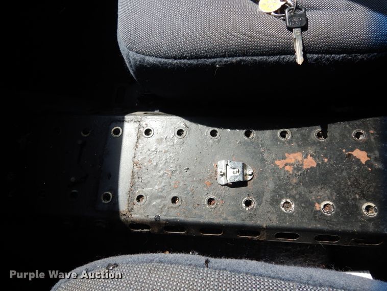 image for item DJ4411 2000 Ford Crown Victoria Police Interceptor